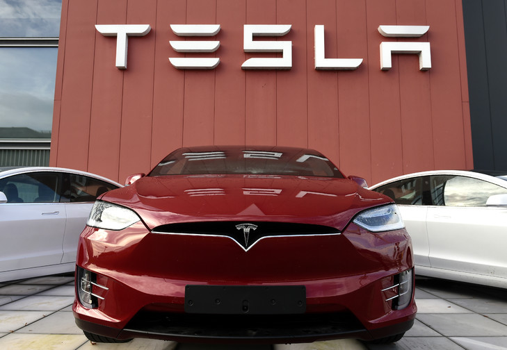 Tesla’nın piyasa değeri Volkswagen’i yakaladı