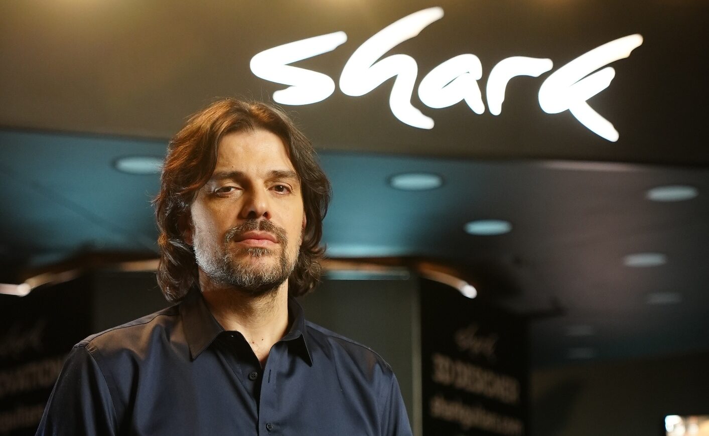 Dünyanın en gelişmiş gitar fabrikası Türkiye’de faaliyete geçiyor