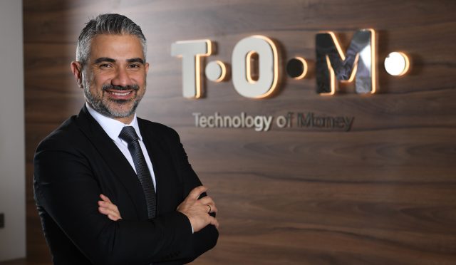 tom-bank