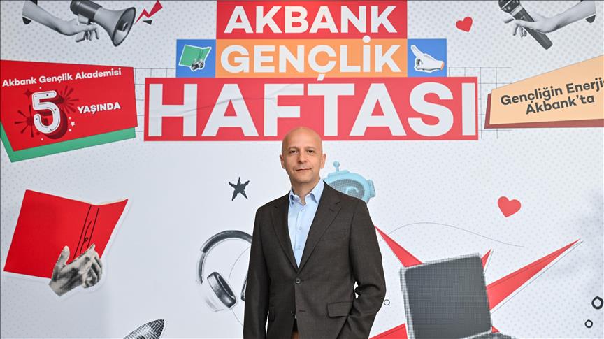 Akbank Gençlik Akademisi 5 yılda yaklaşık 360 bin gence ulaştı