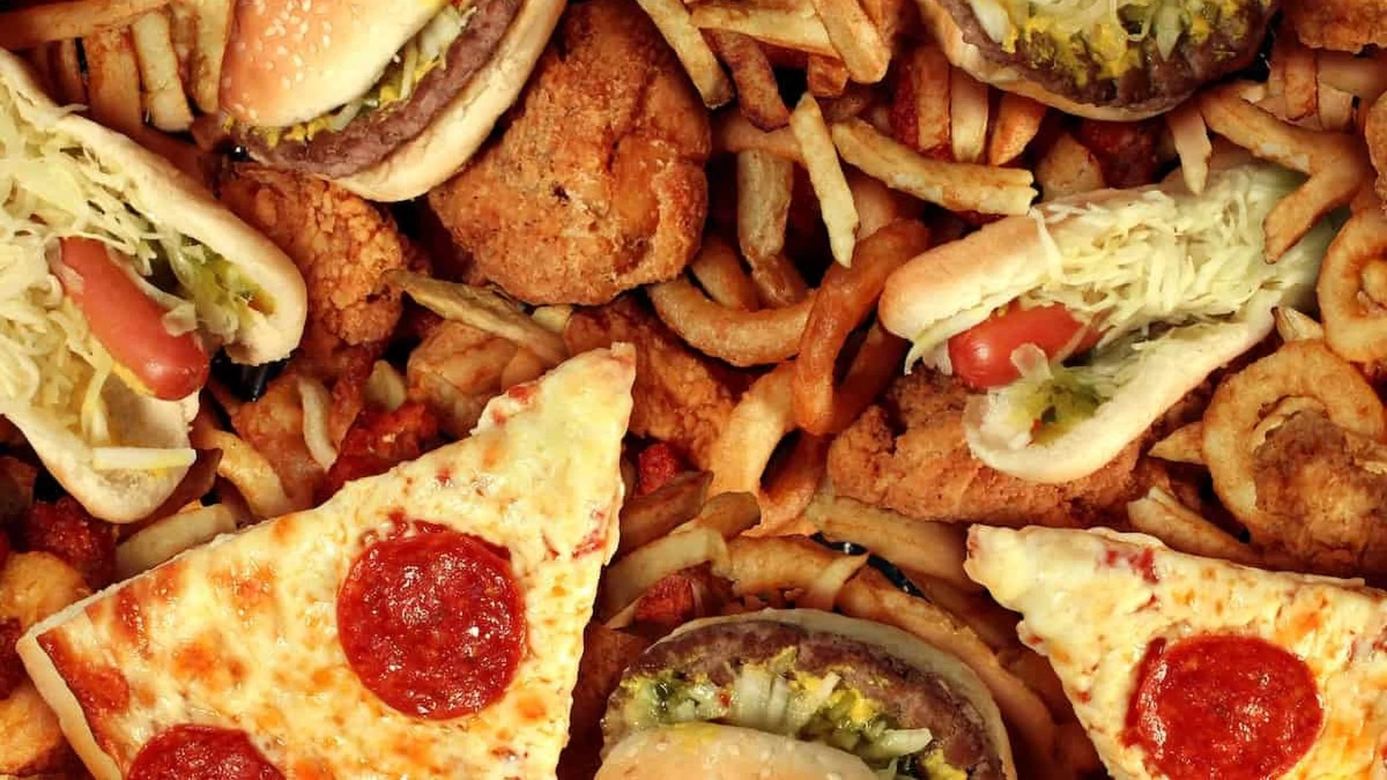 Fast food devi 729 restoranını daha kapatıyor!