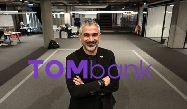 tom bank onur özkan