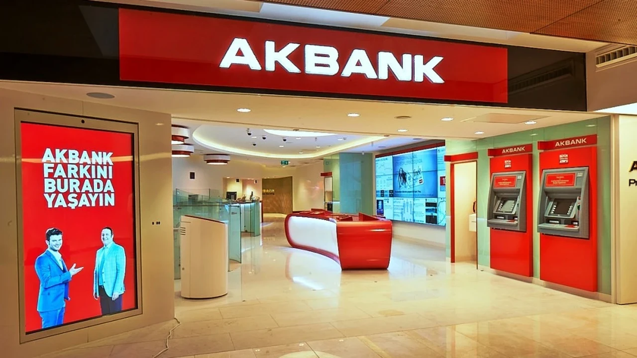 Akbank çalışanlarının yemek ücretlerine zam