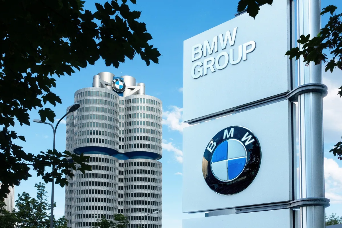 BMW’de 8 Bin Kişilik Küçülme Dalgası: Beyaz Yakalı Kadrolar Tasfiye Ediliyor!