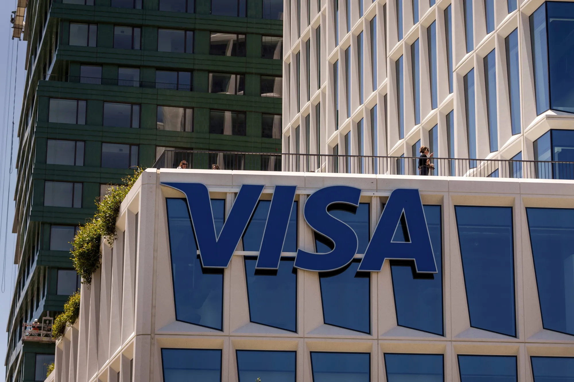 Visa’dan Dev Operasyon: En Yüksek Maaşlı Yöneticiler İşten Çıkarıldı!