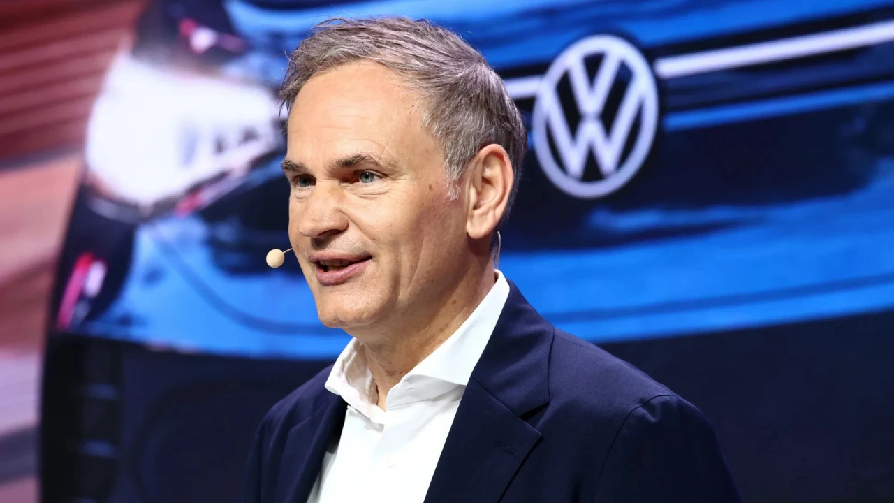 Volkswagen’de Tarihi Yüzleşme: CEO Oliver Blume 10 Bin İşçinin Karşısına Çıktı!