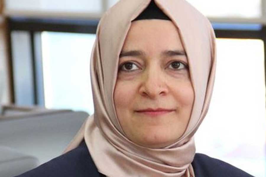 Fon soruşturmasına adı karışan AK Parti Genel Başkan Yardımcısı Fatma Betül Sayan Kaya istifa etti, mal varlığına tedbir konuldu