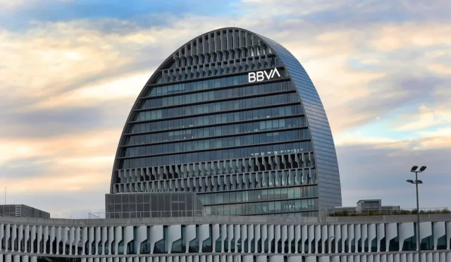BBVA Research: Türk Bankacılığında Kârlılık Riskleri Aşağı Yönlü, Kredi Büyümesi Yavaşlıyor